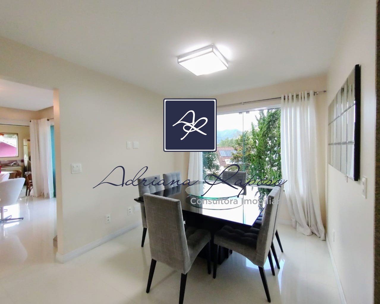 Casa para Comprar em VARGEM GRANDE - TERESÓPOLIS - RJ