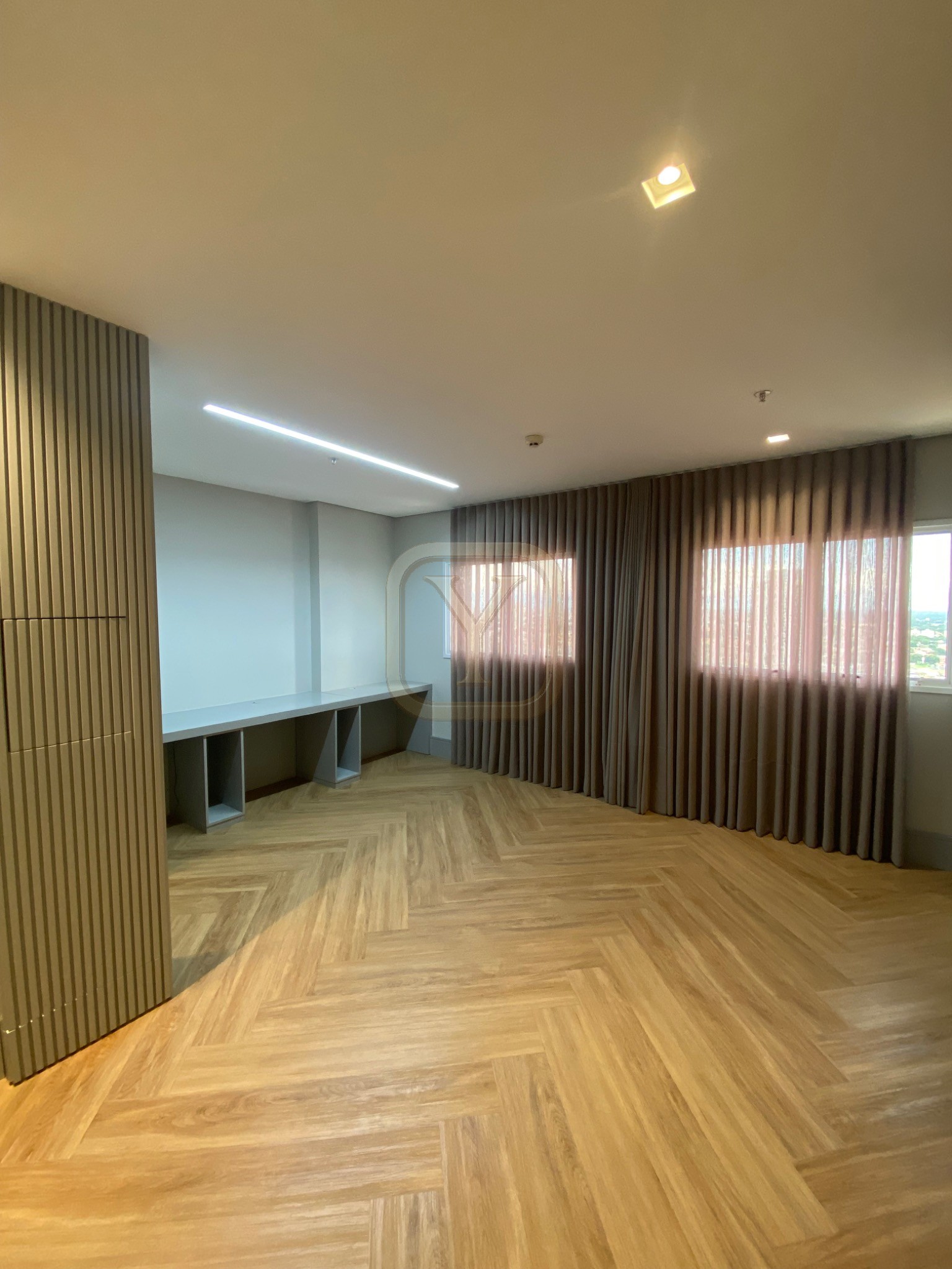 Sala comercial para locação na Cidade Alta: 01 sala, 27,00 m² de área. Avenida Miguel Sutil , re