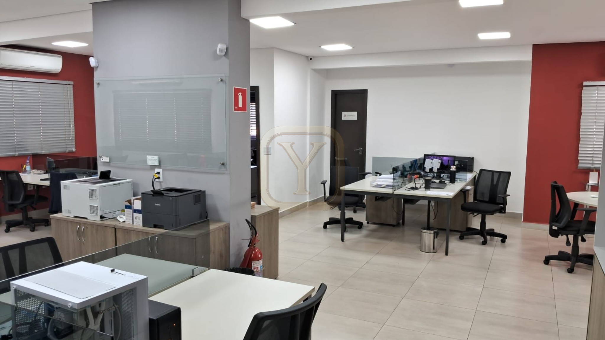 Imóvel Comercial Pronto para Clínicas e Escritórios | 10 Salas Próximo à Av. do CPA e Clínica 