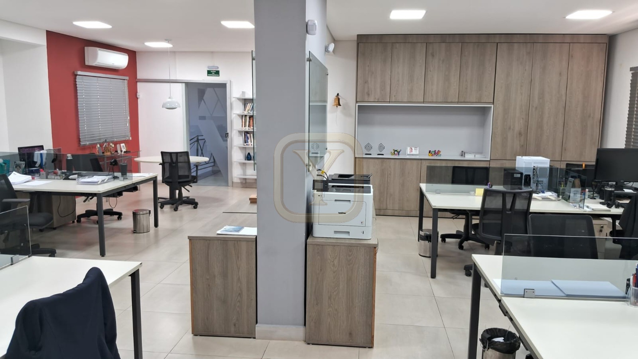 Imóvel Comercial Pronto para Clínicas e Escritórios | 10 Salas Próximo à Av. do CPA e Clínica 