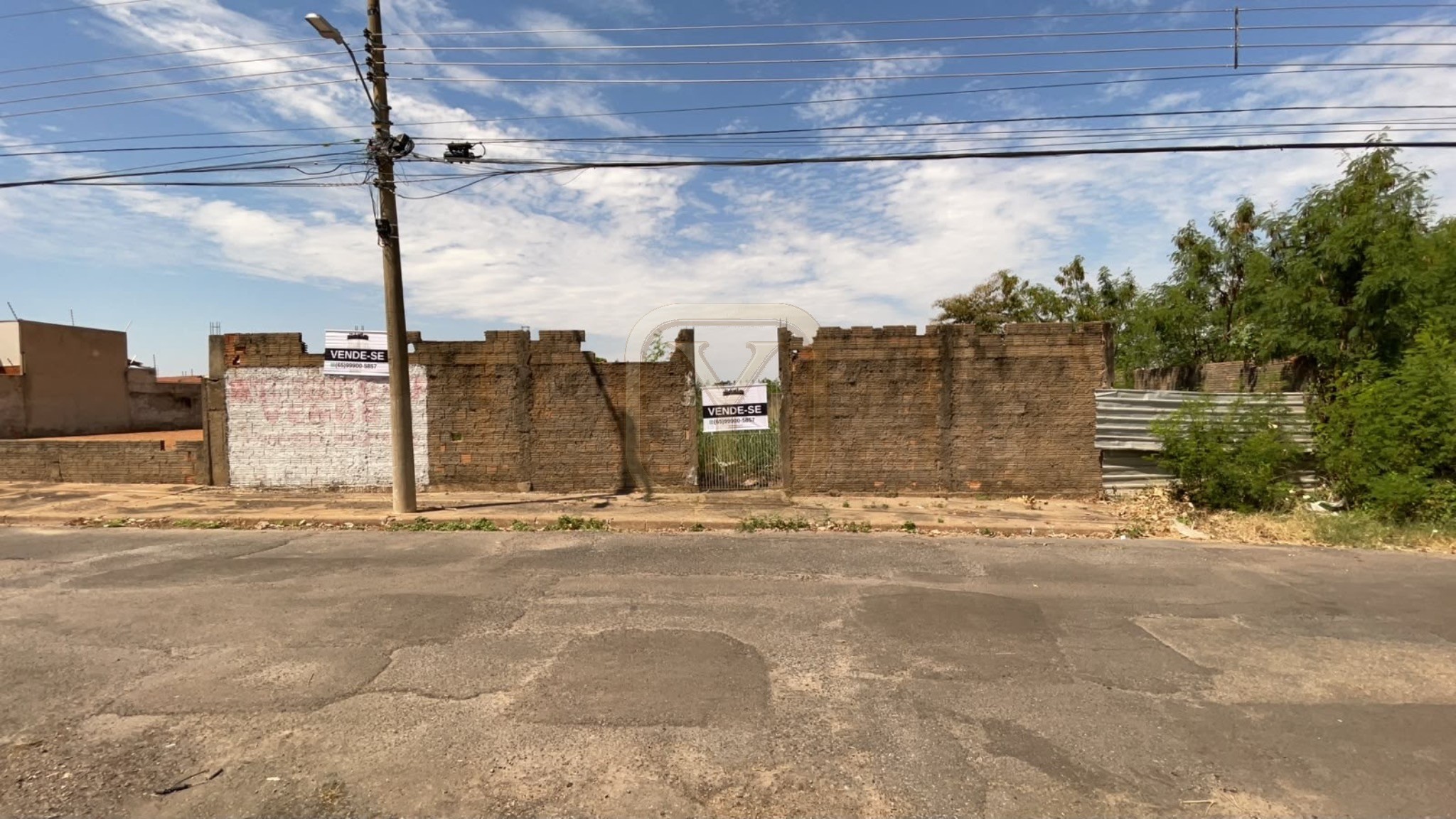 Terreno à venda em Cuiabá-MT, bairro Alvorada, com 670m² de área - Oportunidade imperdível!