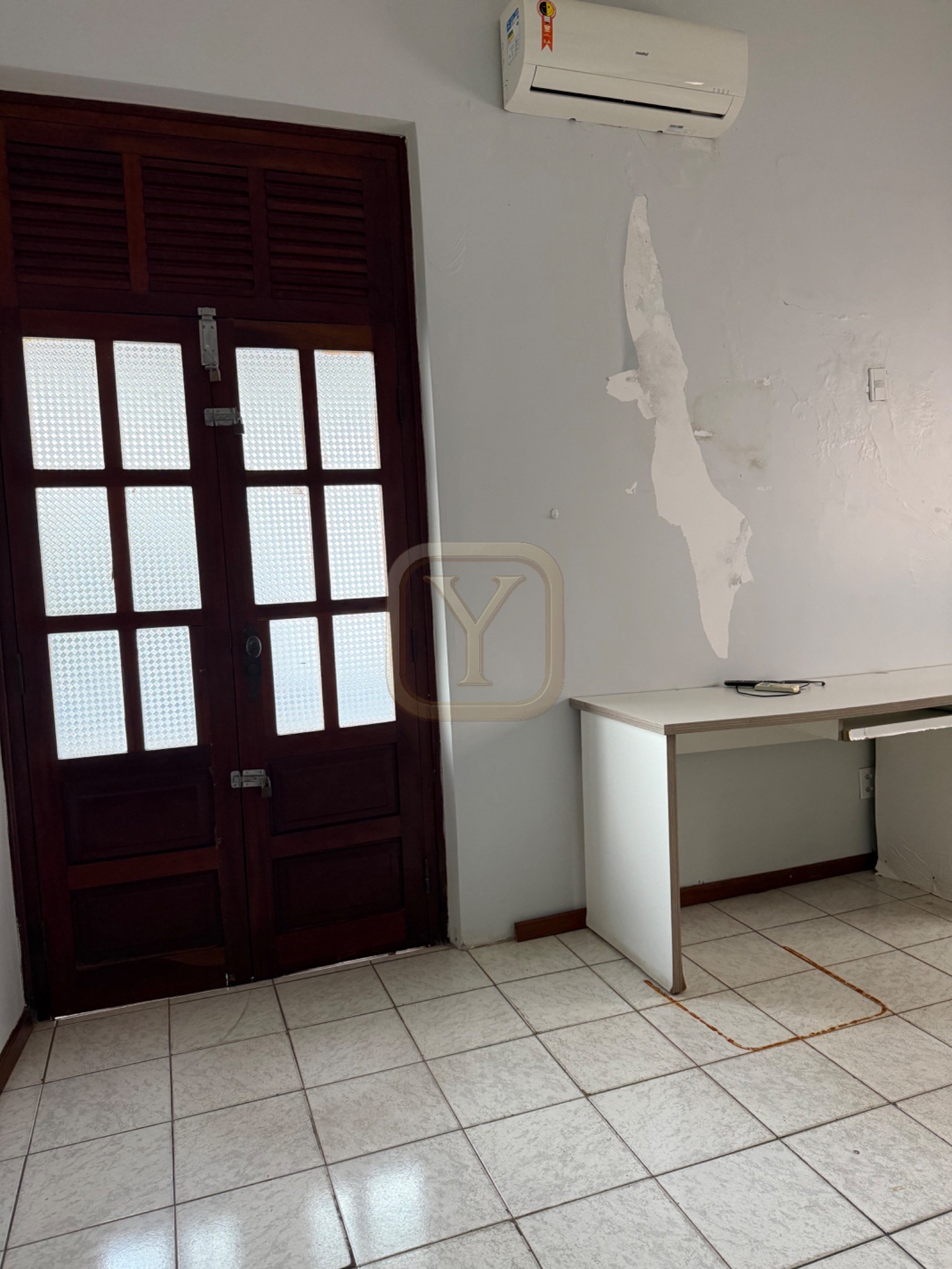 Oportunidade única: Casa comercial à venda no Centro-norte de Cuiabá-MT com 23 quartos e 23 suít