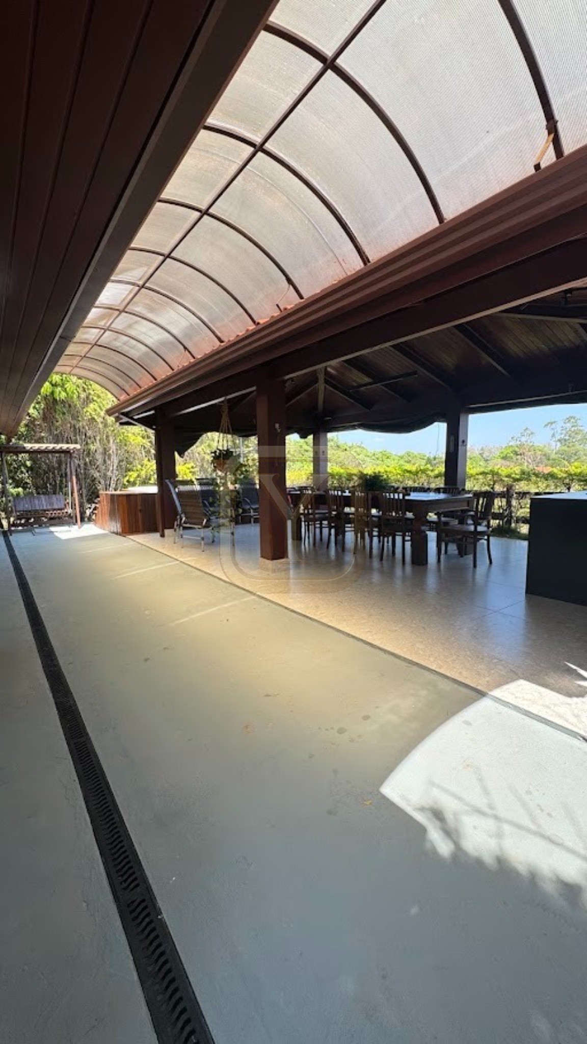 Casa à Venda no Condomínio Serras Azuis em Chapada dos Guimarães | 4 Quartos, 2 Suítes, Jacuzzi 
