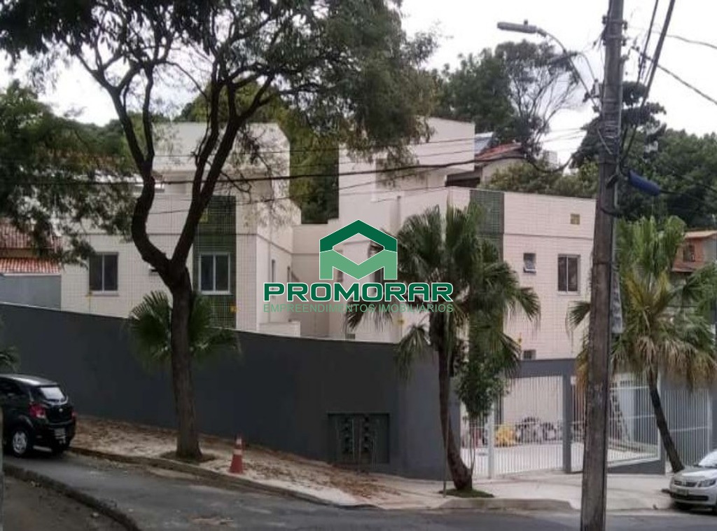 Cobertura em condomínio, à venda 2 quartos com suíte, Próxima ao Shopping Estação