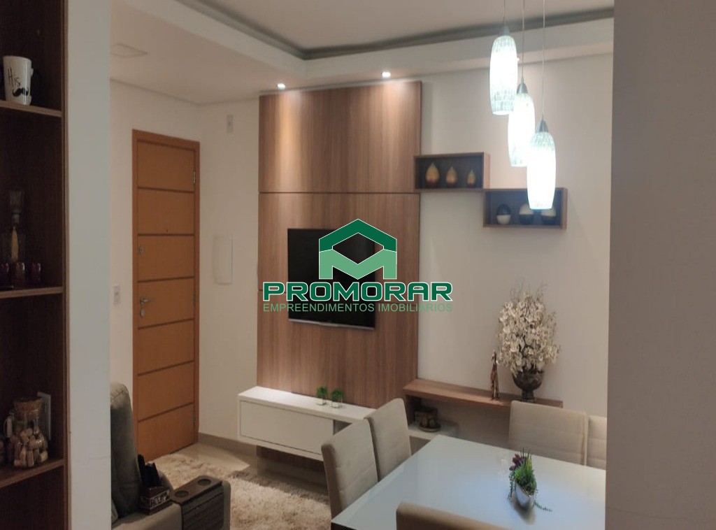 Lindo apartamento com área privativa e armários à venda com 2 quartos no bairro Ouro Preto, Belo Horizonte.