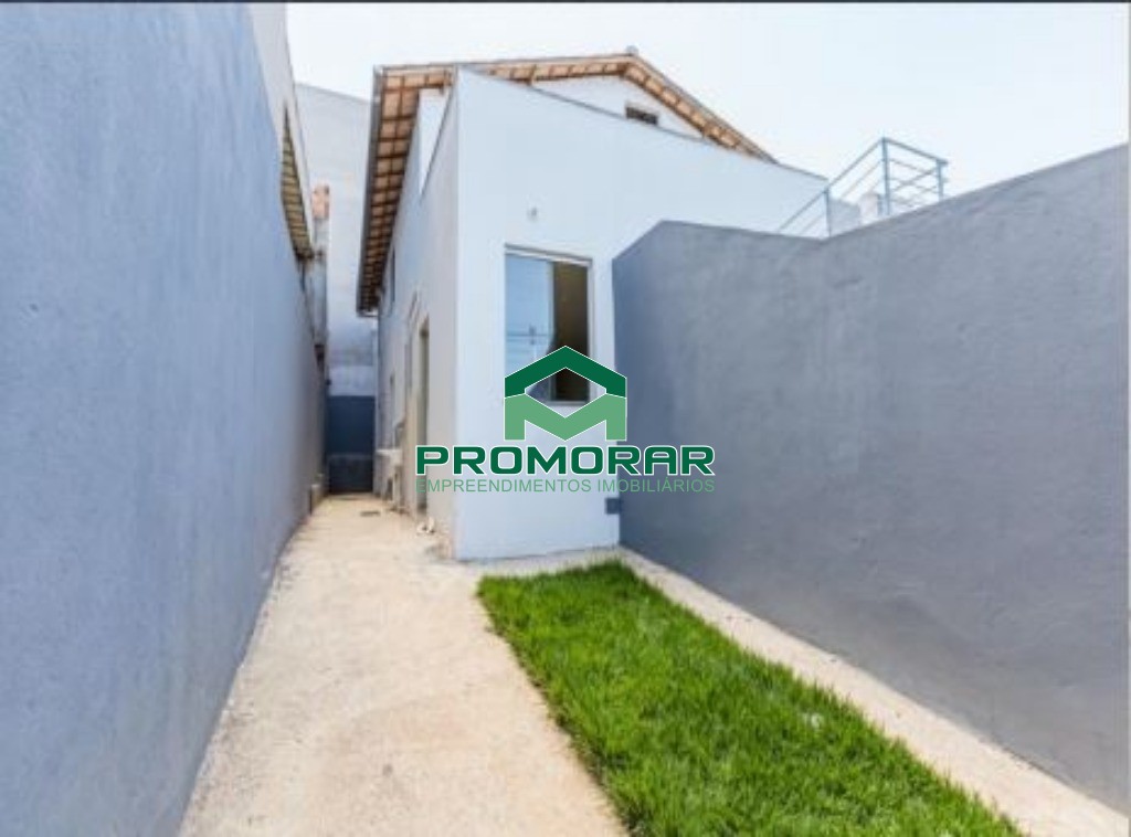 Casa Geminada Linear e Independente com 2 quartos à venda no bairro Novo Recanto, Contagem, MG