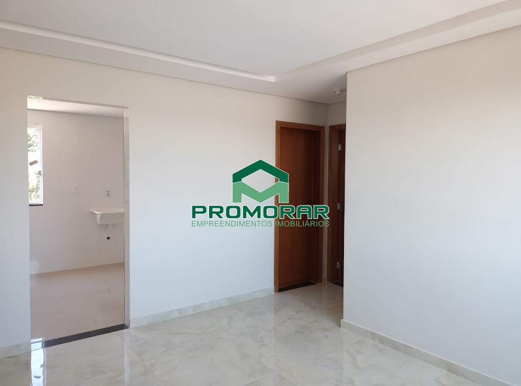 Apartamento com 2 quartos à venda no bairro Maria Helena em Belo Horizonte- MG.
