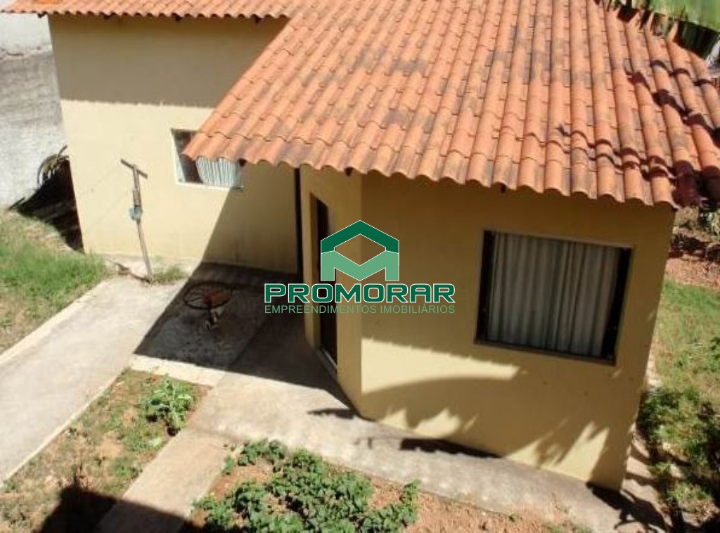 Casa em excelente localização à venda com 3 quartos no bairro Bandeirantes, Belo Horizonte, MG.