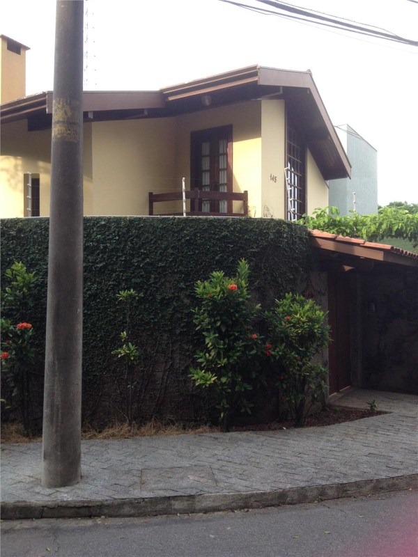Casa, 3 quartos, 245 m² - Foto 1