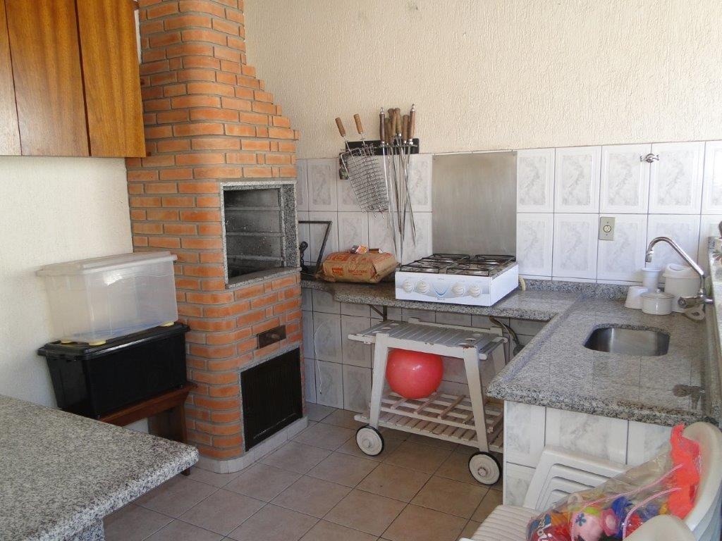 Casa, 3 quartos, 210 m² - Foto 7