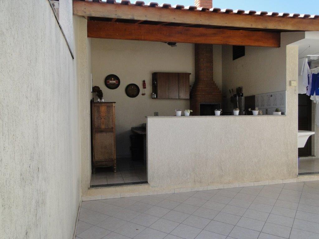 Casa, 3 quartos, 210 m² - Foto 8