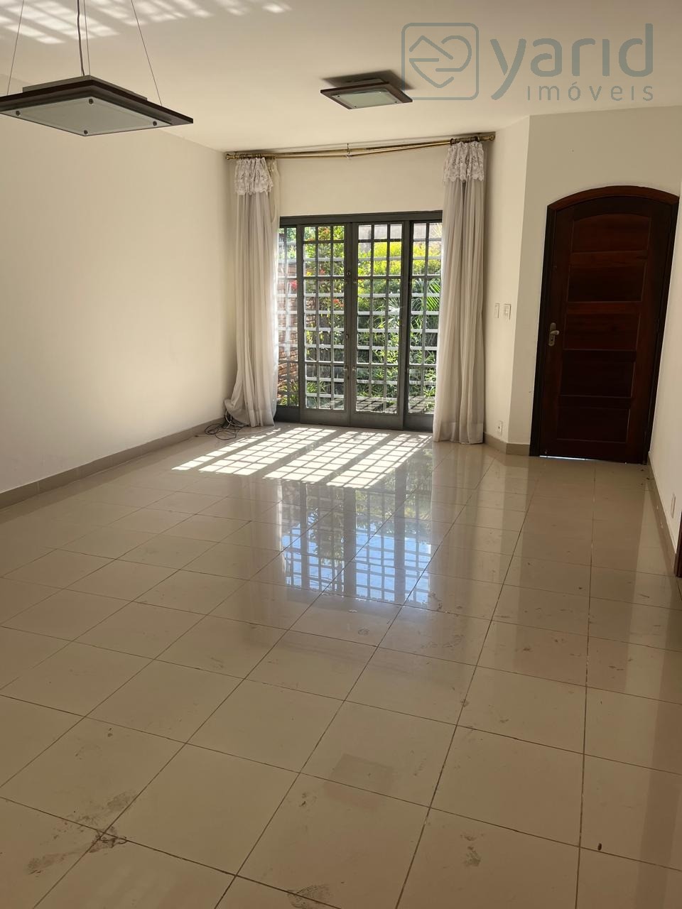 Casa, 4 quartos, 157 m² - Foto 1