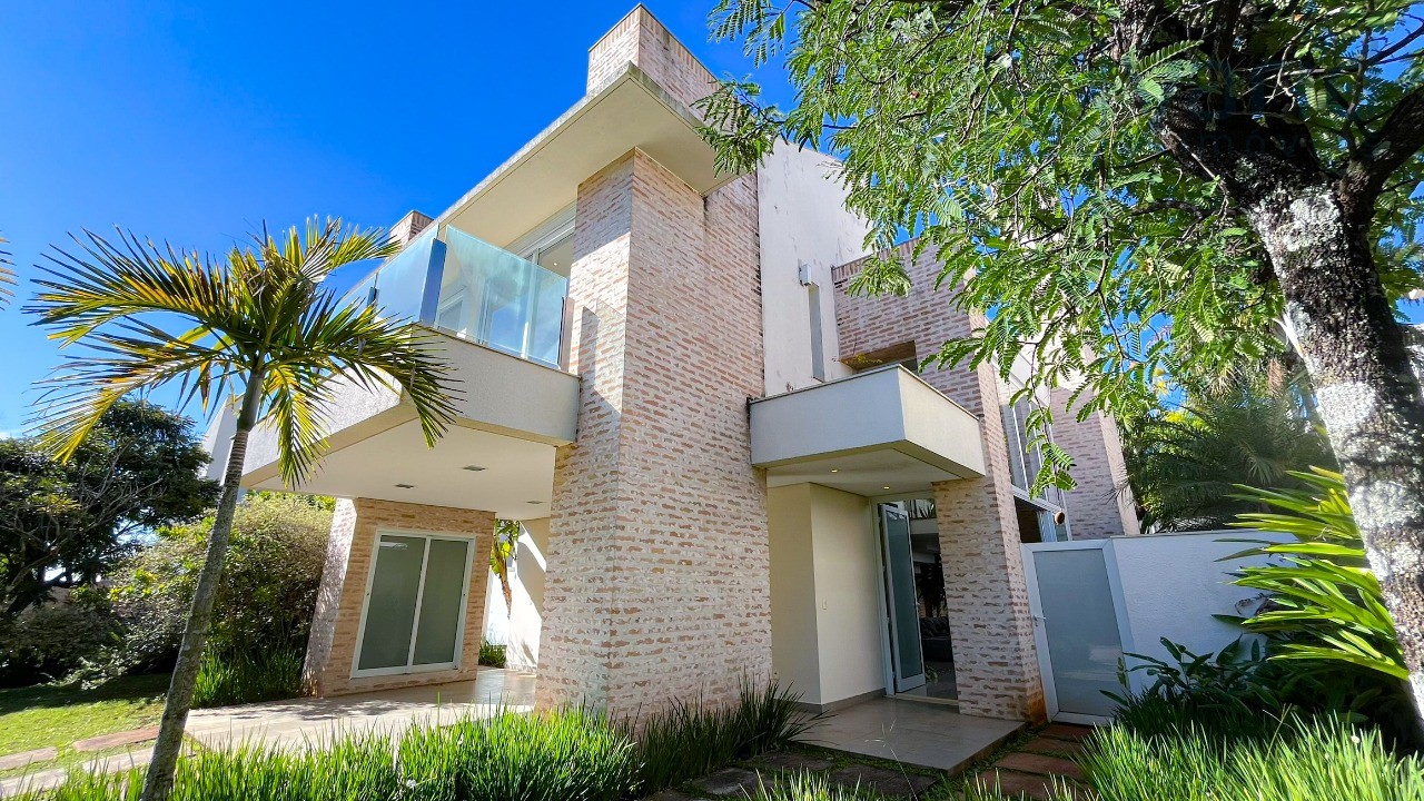 Casa, 3 quartos, 269 m² - Foto 1