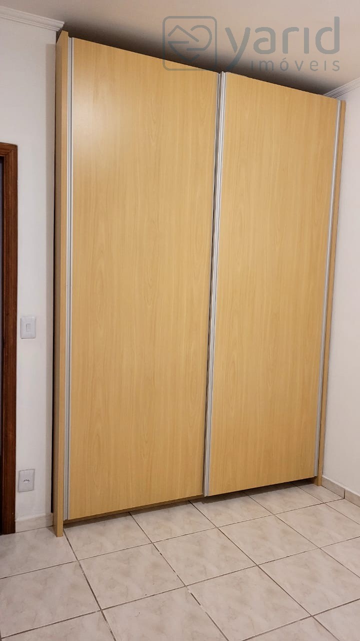 Casa, 3 quartos, 218 m² - Foto 13