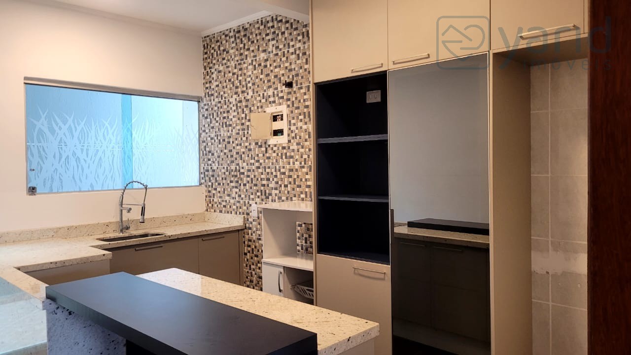Casa, 3 quartos, 218 m² - Foto 9