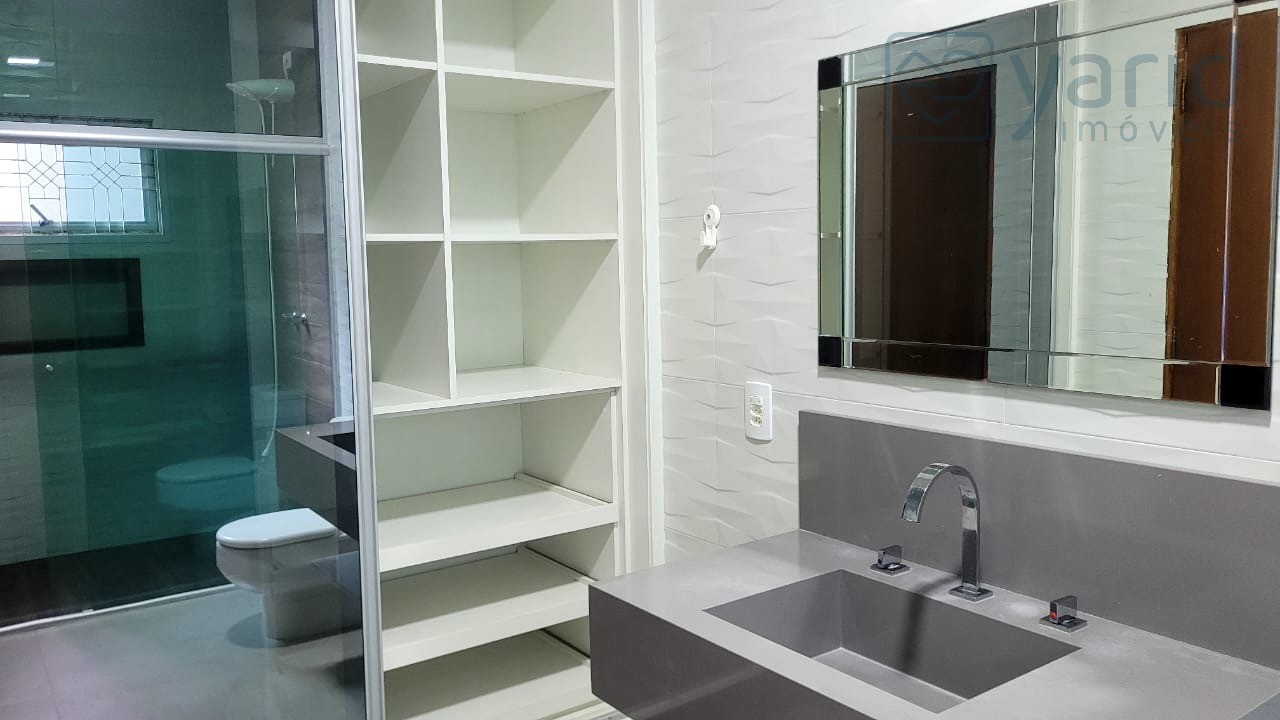 Casa, 3 quartos, 218 m² - Foto 10