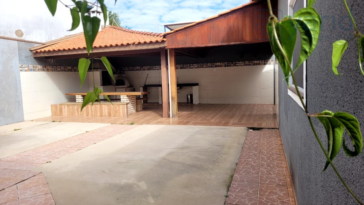Casa, 3 quartos, 218 m² - Foto 15