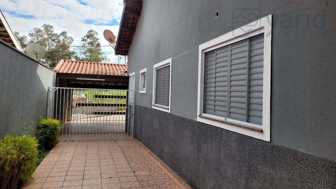 Casa, 3 quartos, 218 m² - Foto 4