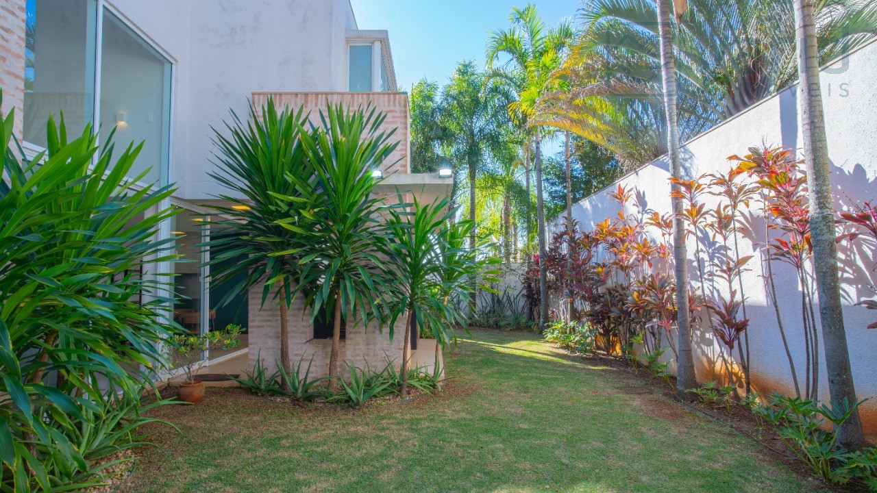 Casa, 3 quartos, 269 m² - Foto 32