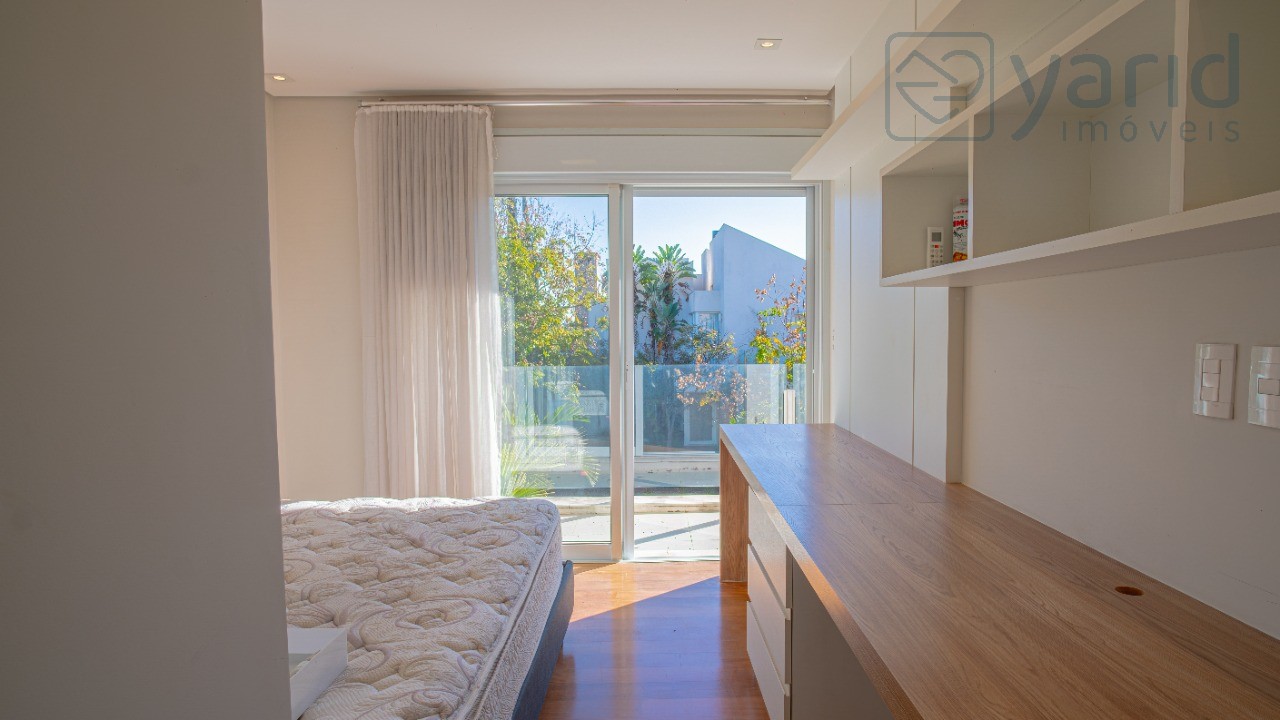 Casa, 3 quartos, 269 m² - Foto 22