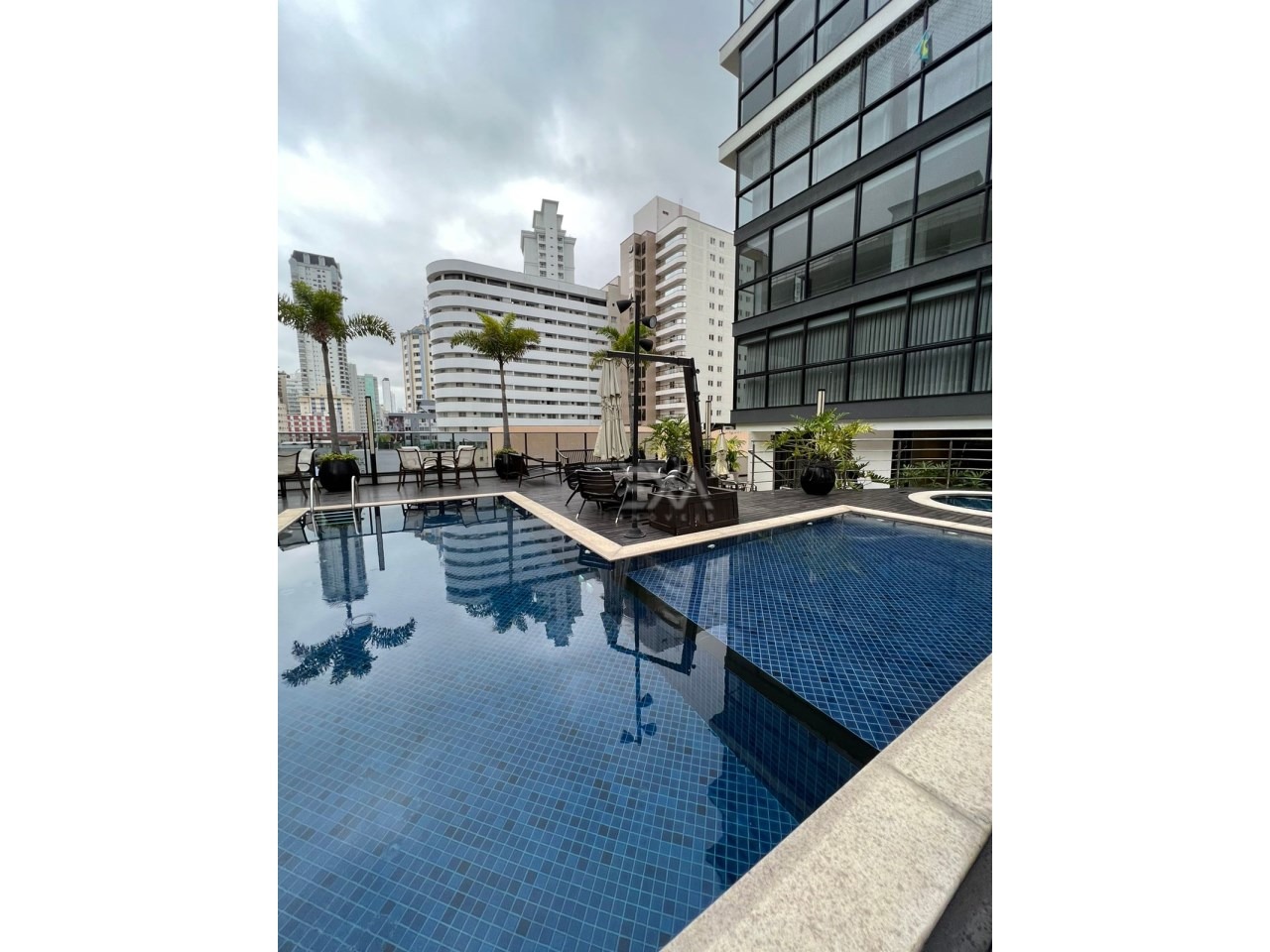 Apartamento, 3 quartos, 122 m² - Foto 2