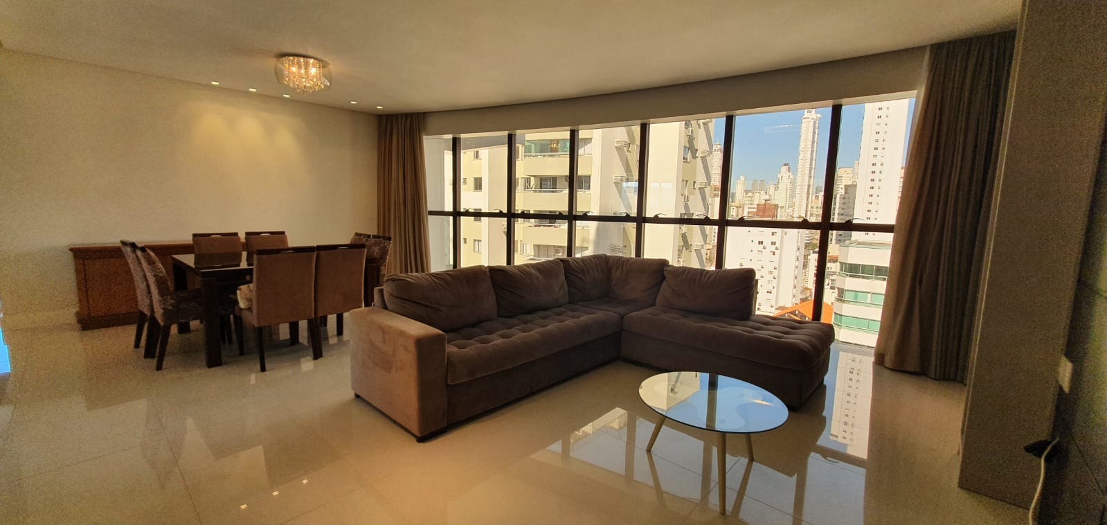Apartamento, 3 quartos, 170 m² - Foto 1