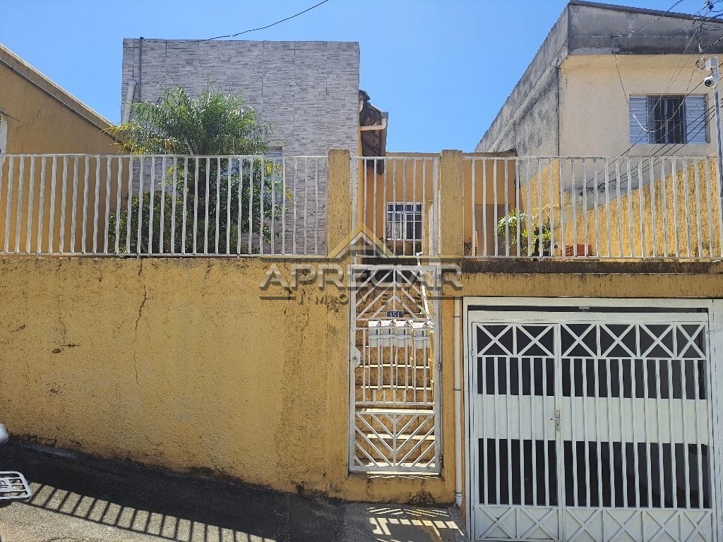 Casa, 2 quartos, 180 m² - Foto 1