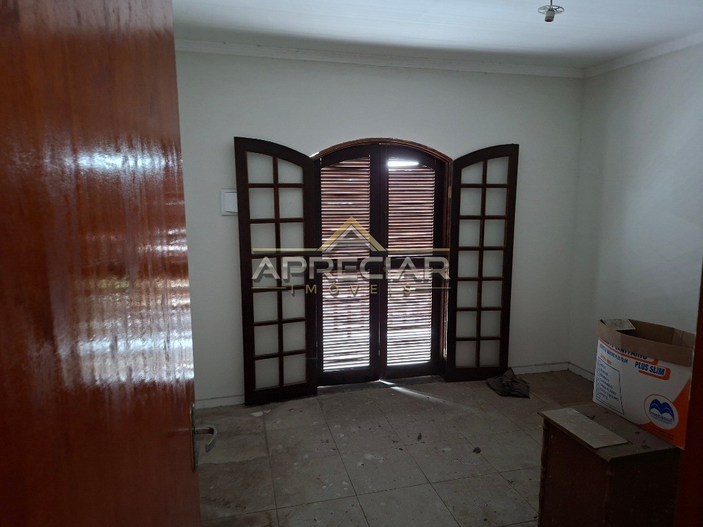 Casa, 6 quartos, 300 m² - Foto 3