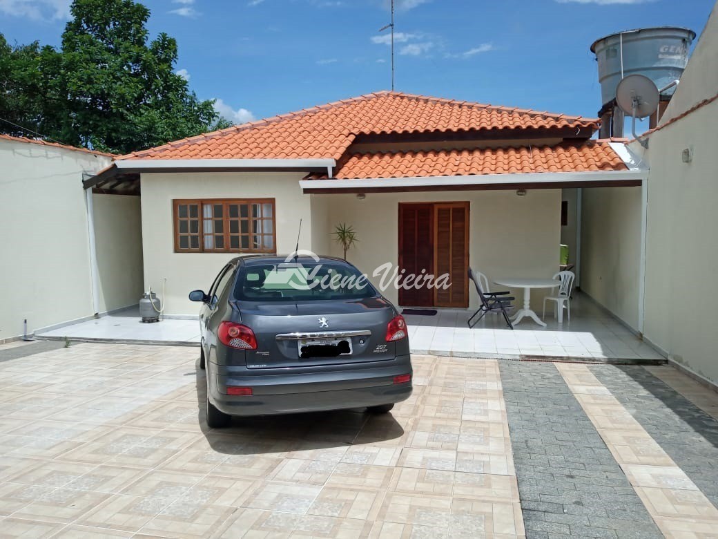 Casa, 3 quartos, 250 m² - Foto 1
