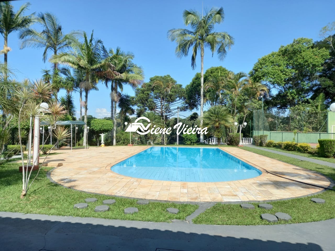 Chácara, 8 quartos, 9553 m² - Foto 1