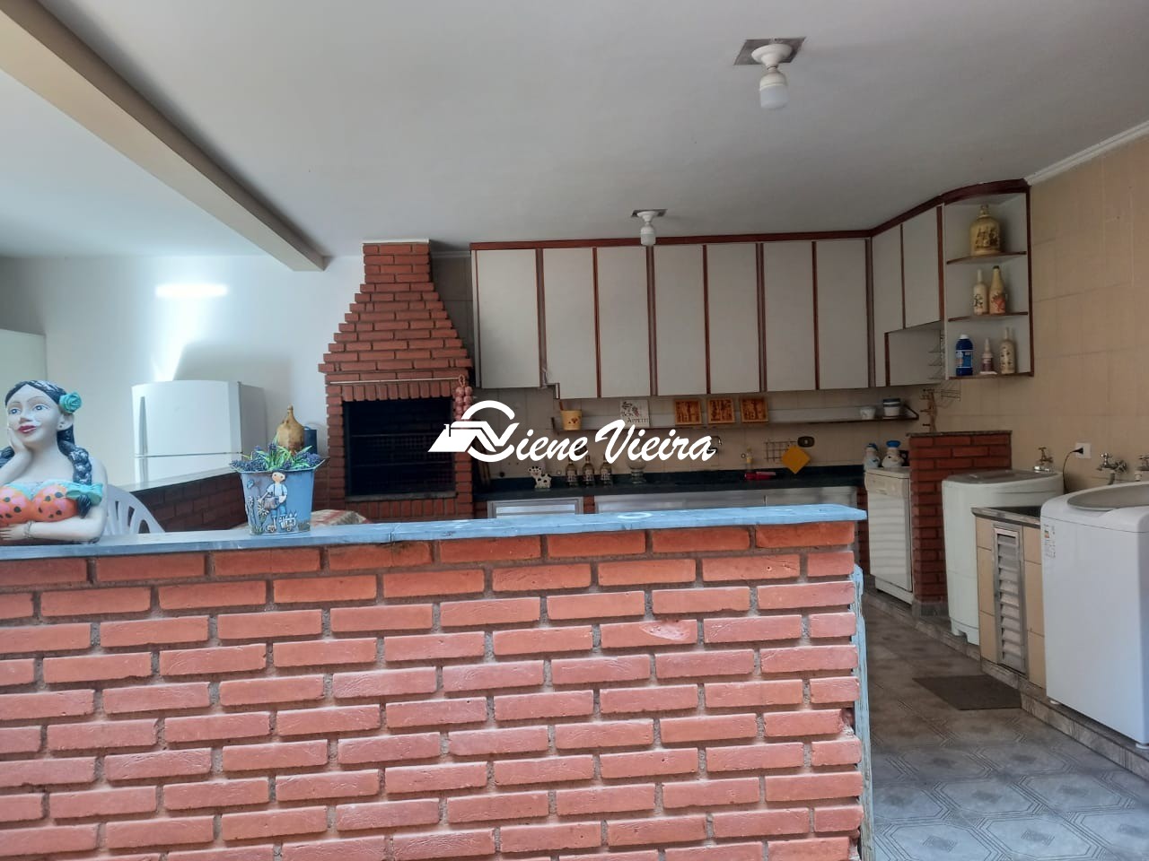 Casa, 4 quartos, 264 m² - Foto 1