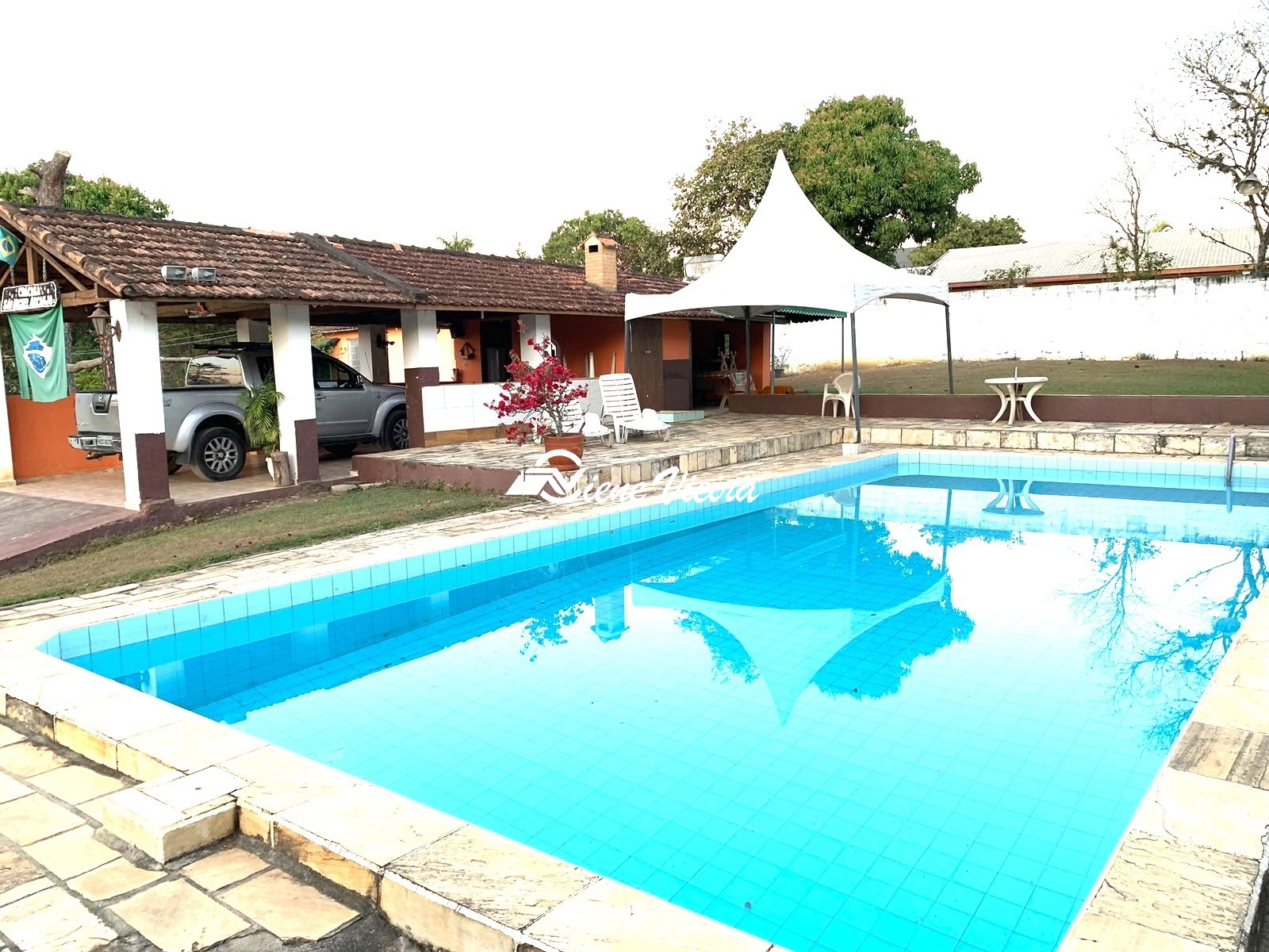 Chácara, 3 quartos, 3300 m² - Foto 1
