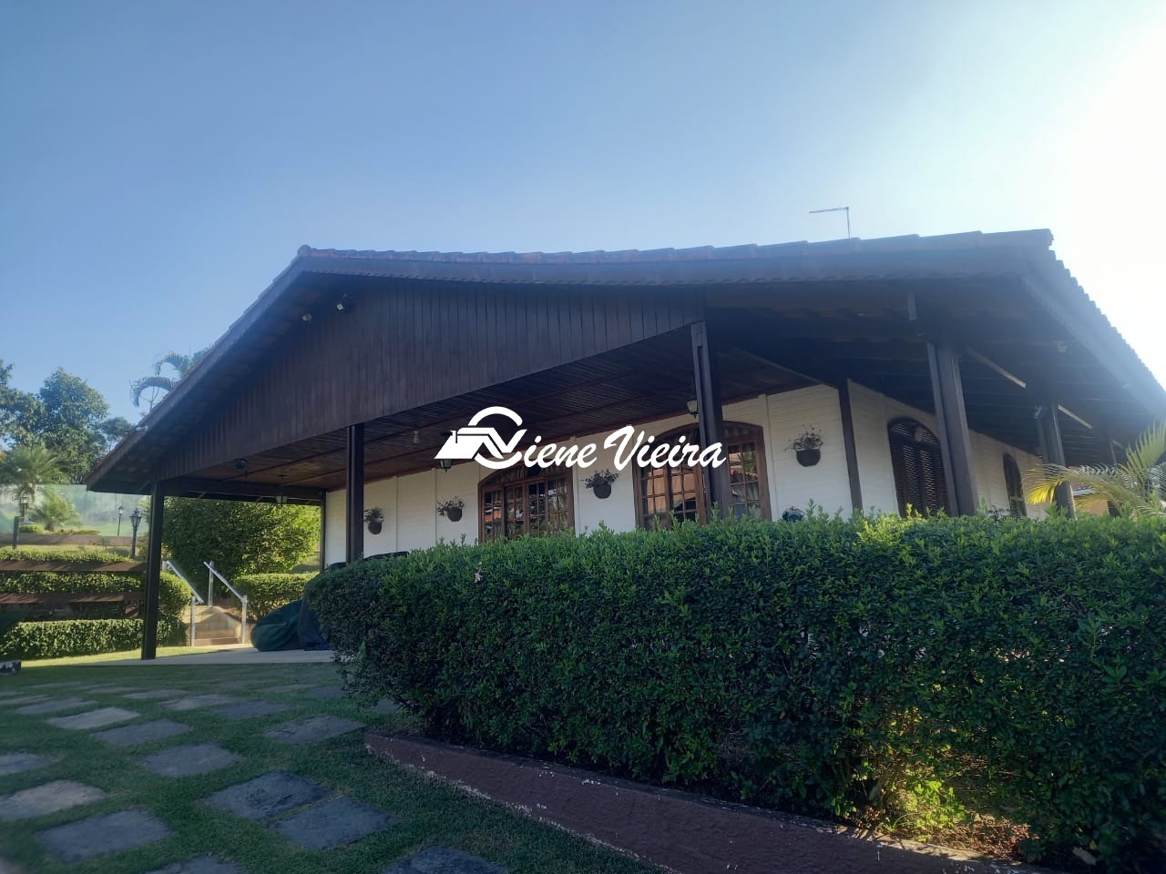 Chácara, 6 quartos, 1612 m² - Foto 1