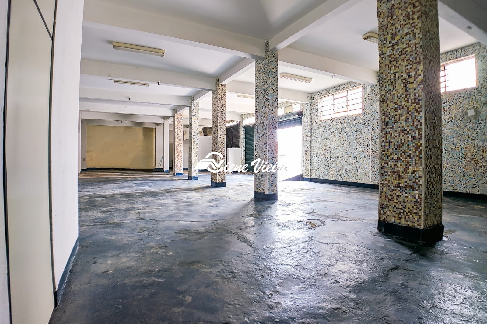 Loja-Salão, 350 m² - Foto 1