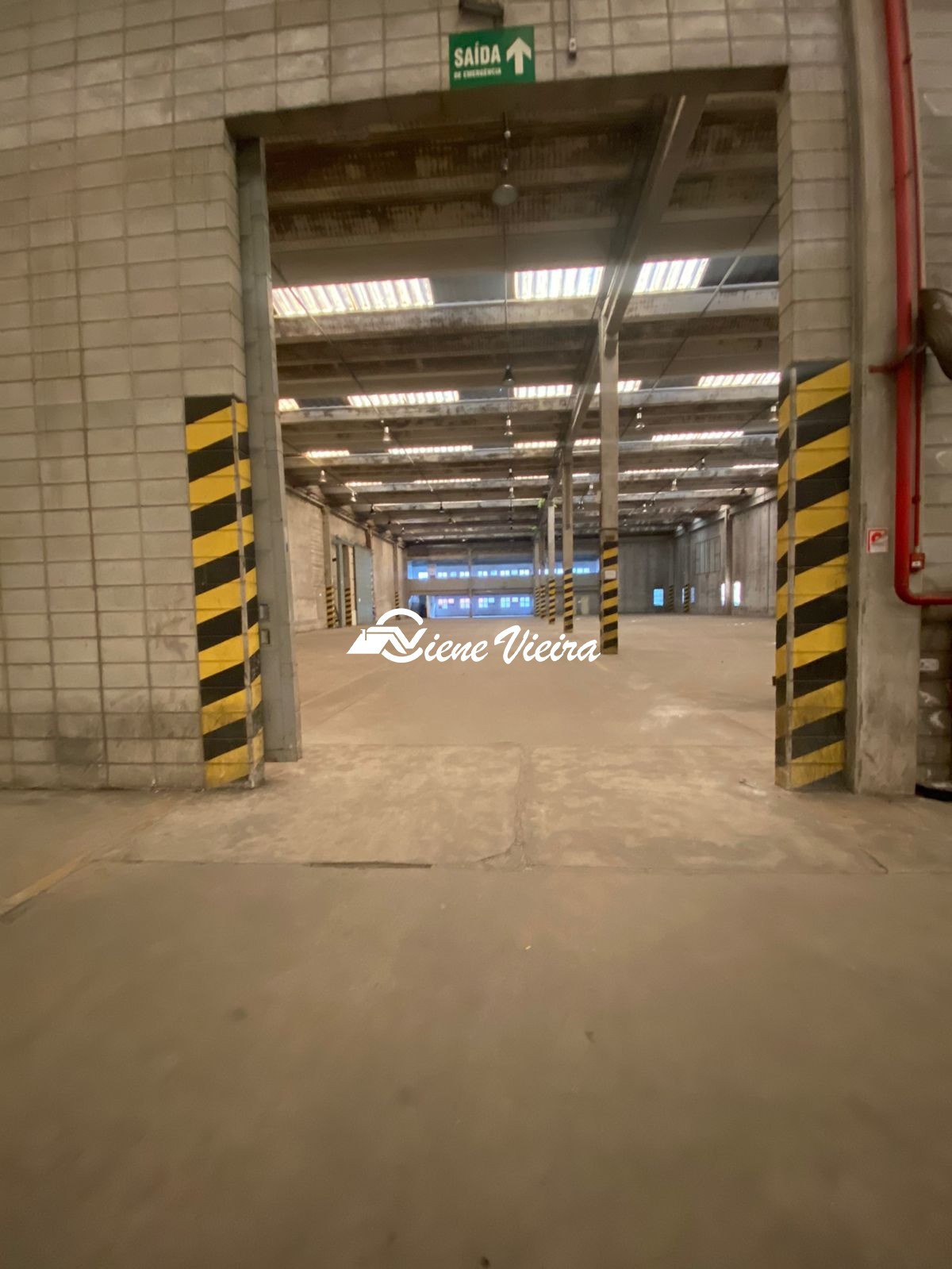 Depósito-Galpão, 28650 m² - Foto 1