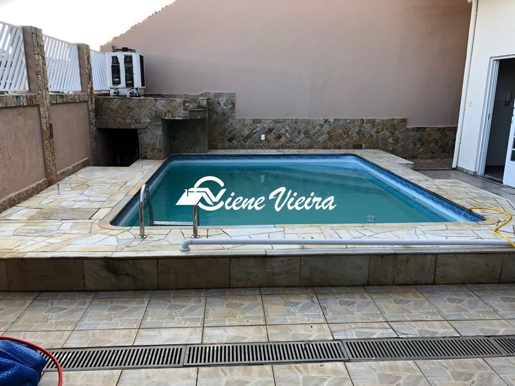 Casa, 2 quartos, 300 m² - Foto 2