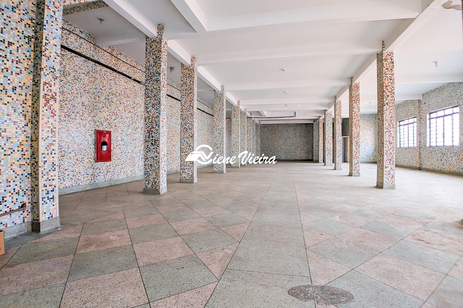 Loja-Salão, 375 m² - Foto 1