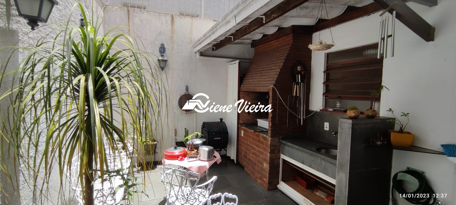 Casa, 3 quartos, 209 m² - Foto 1