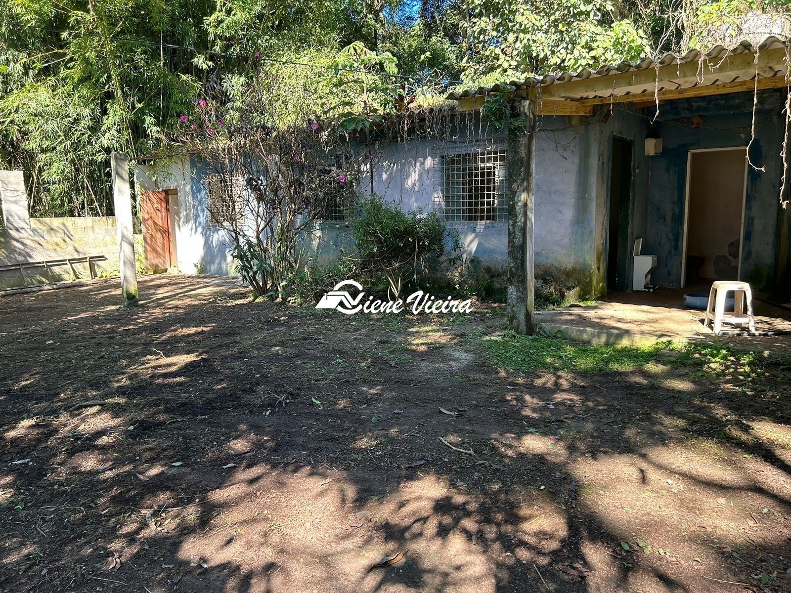 Chácara, 2 quartos, 1558 m² - Foto 1