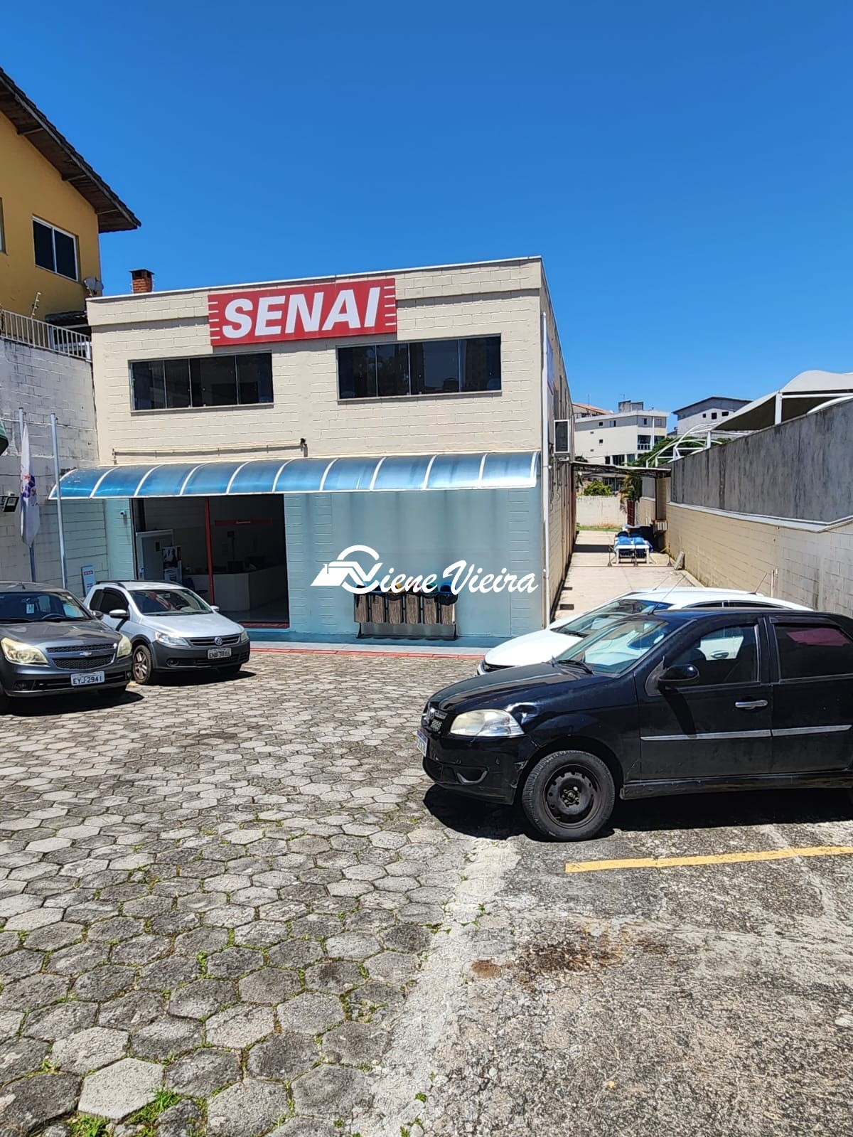 Loja-Salão, 1000 m² - Foto 1