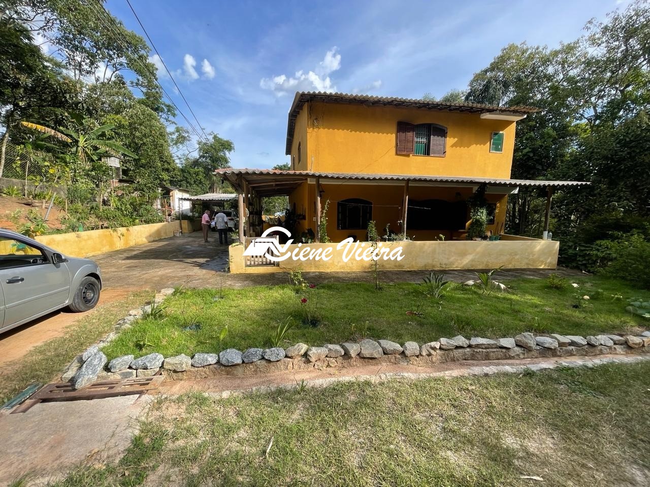 Chácara, 4 quartos, 2500 m² - Foto 1