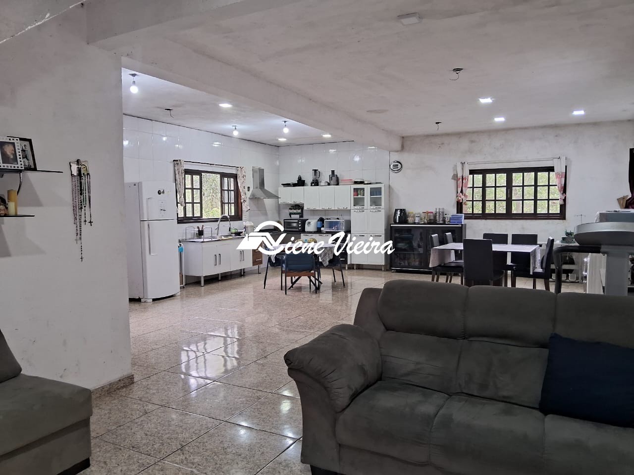 Casa, 2 quartos, 1349 m² - Foto 2