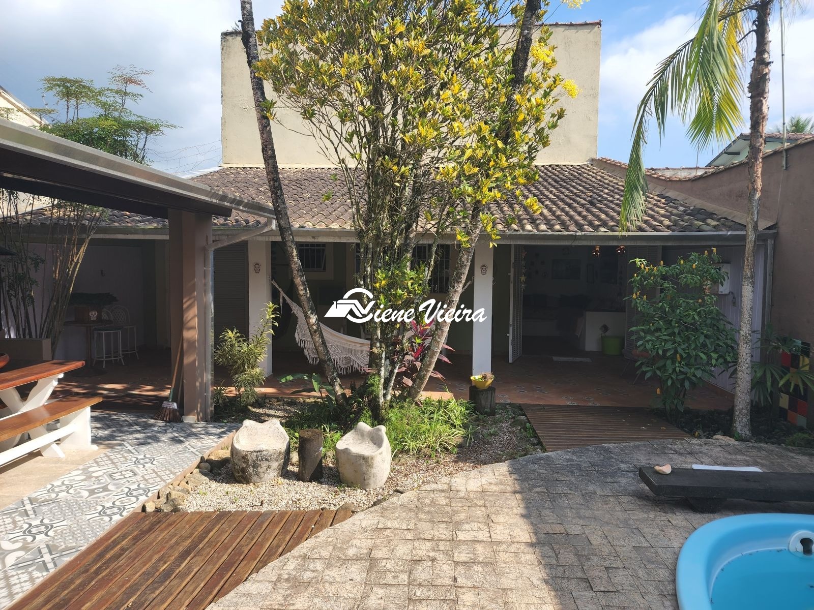 Casa, 3 quartos, 300 m² - Foto 1
