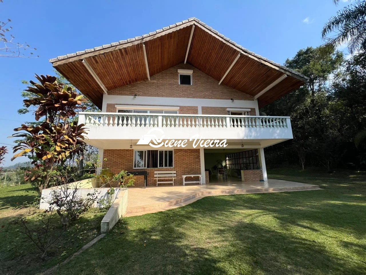 Chácara, 5 quartos, 2000 m² - Foto 1