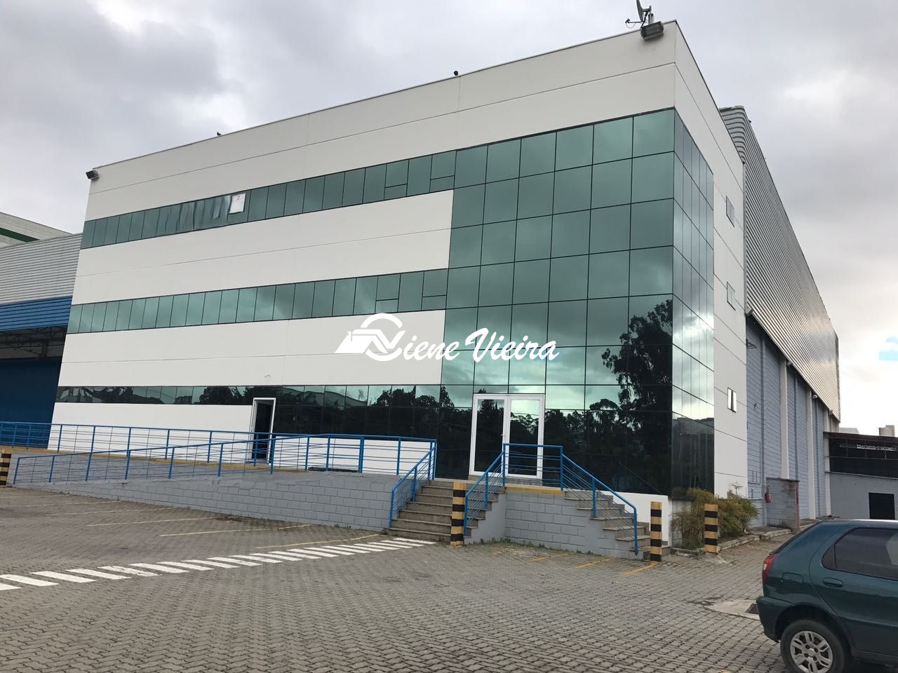Depósito-Galpão, 10000 m² - Foto 1
