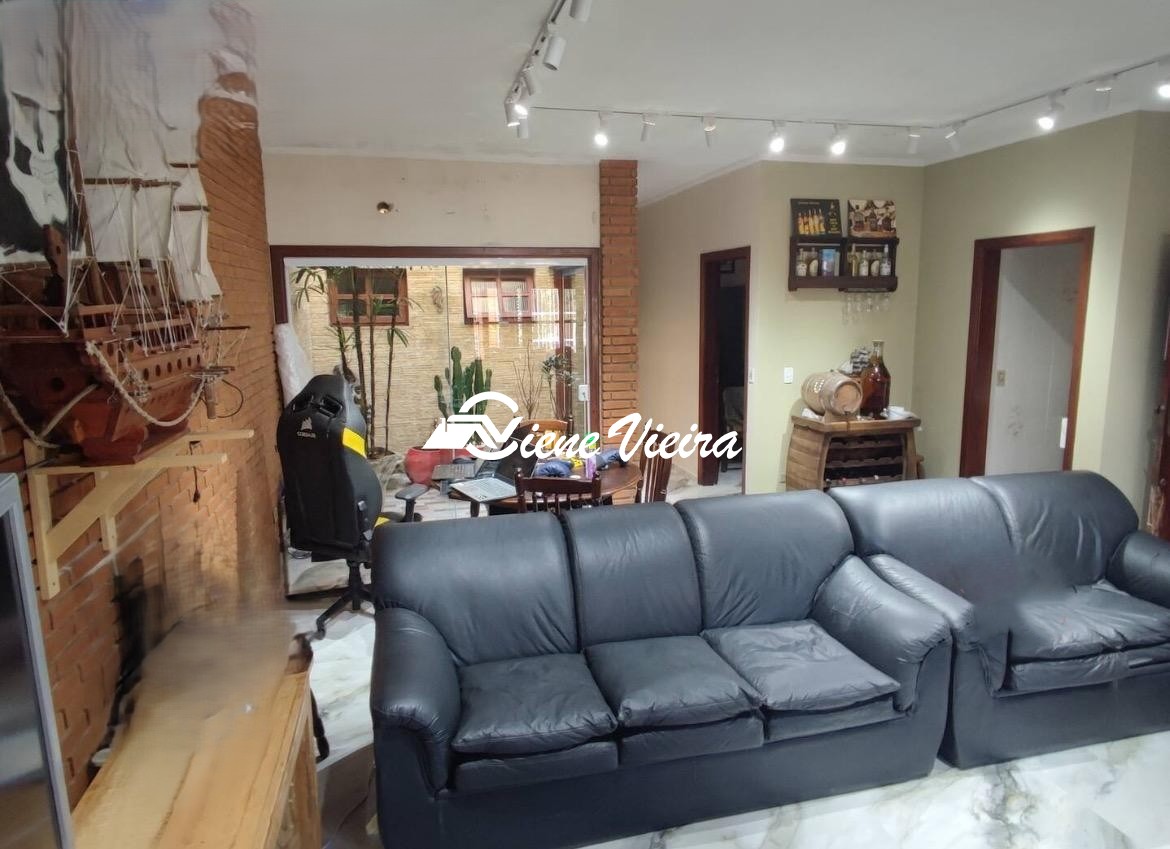 Casa, 3 quartos, 250 m² - Foto 4