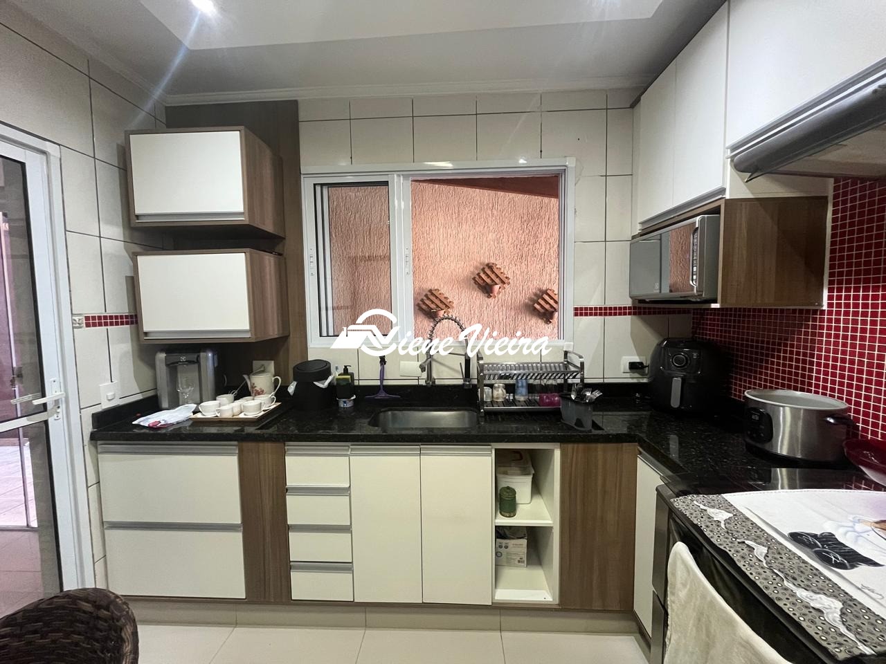 Casa, 2 quartos, 175 m² - Foto 17