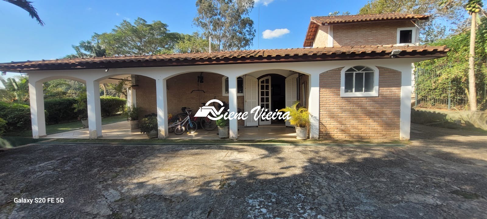 Chácara, 4 quartos, 2650 m² - Foto 1