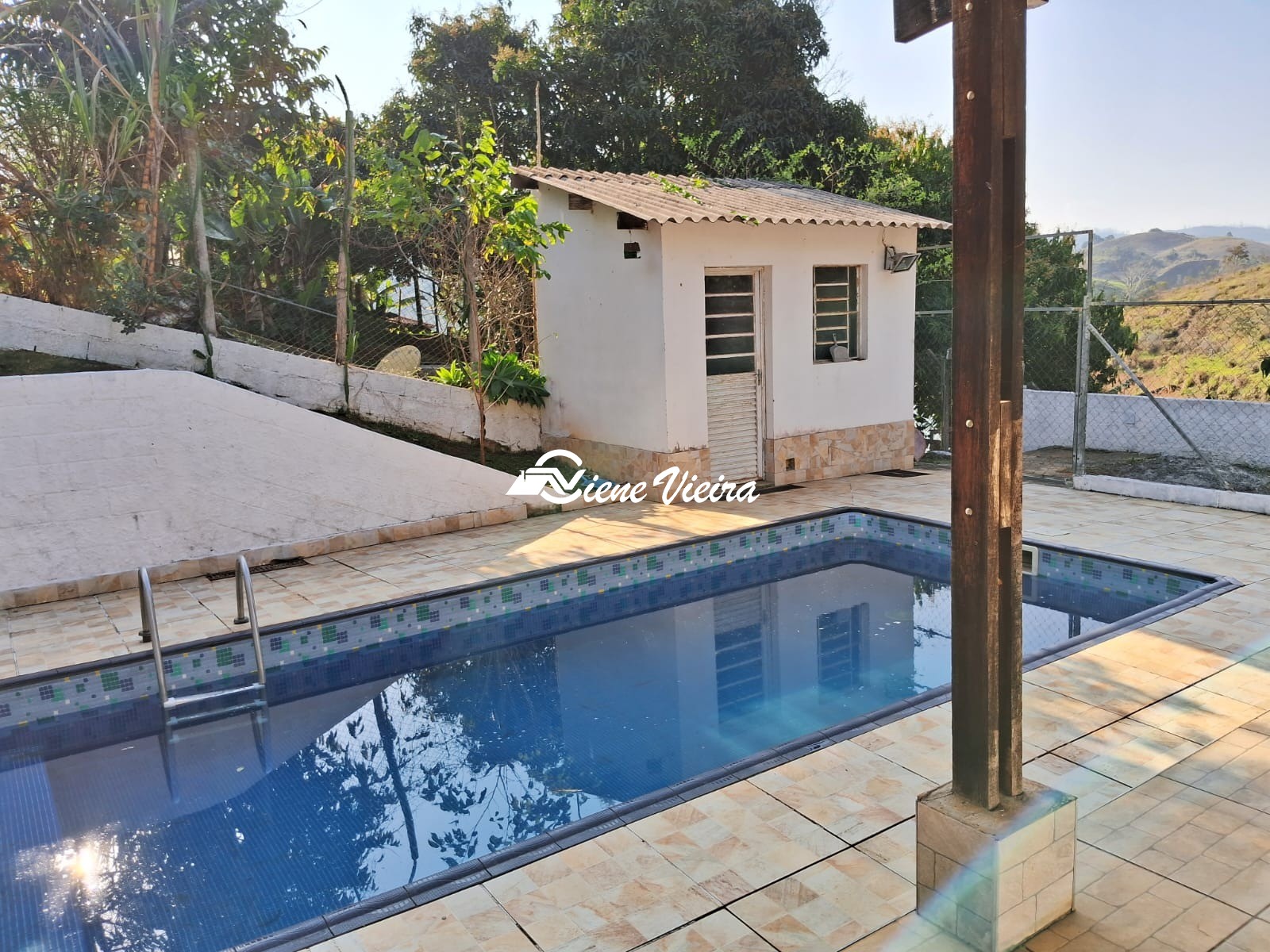 Chácara, 4 quartos, 1100 m² - Foto 2