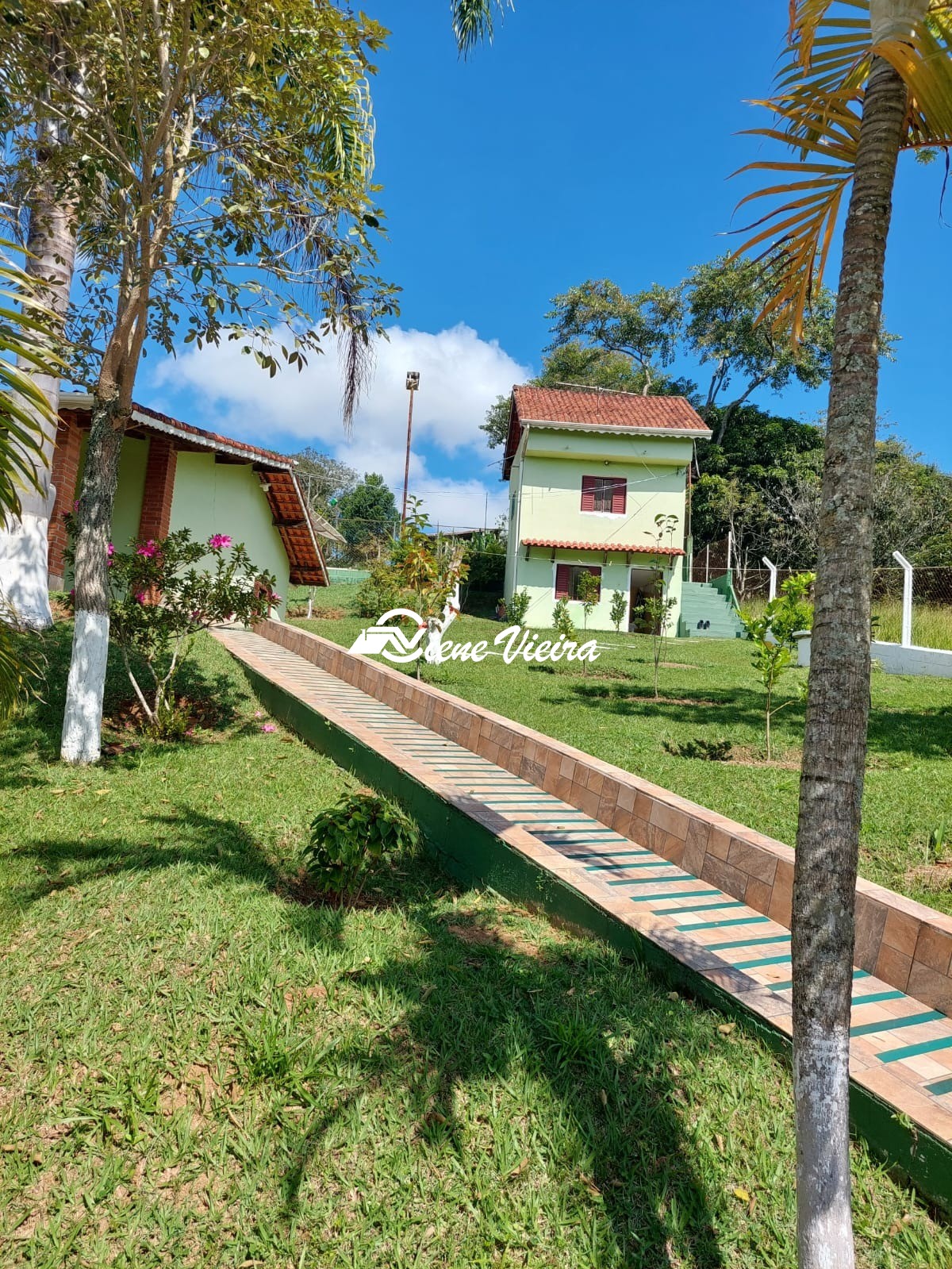 Chácara, 3 quartos, 2040 m² - Foto 2